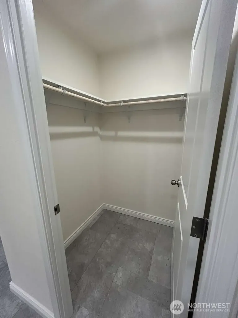 214 W Griffith Street Aberdeen WA 98520