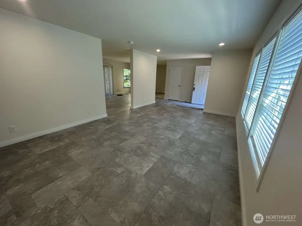 214 W Griffith Street Aberdeen WA 98520