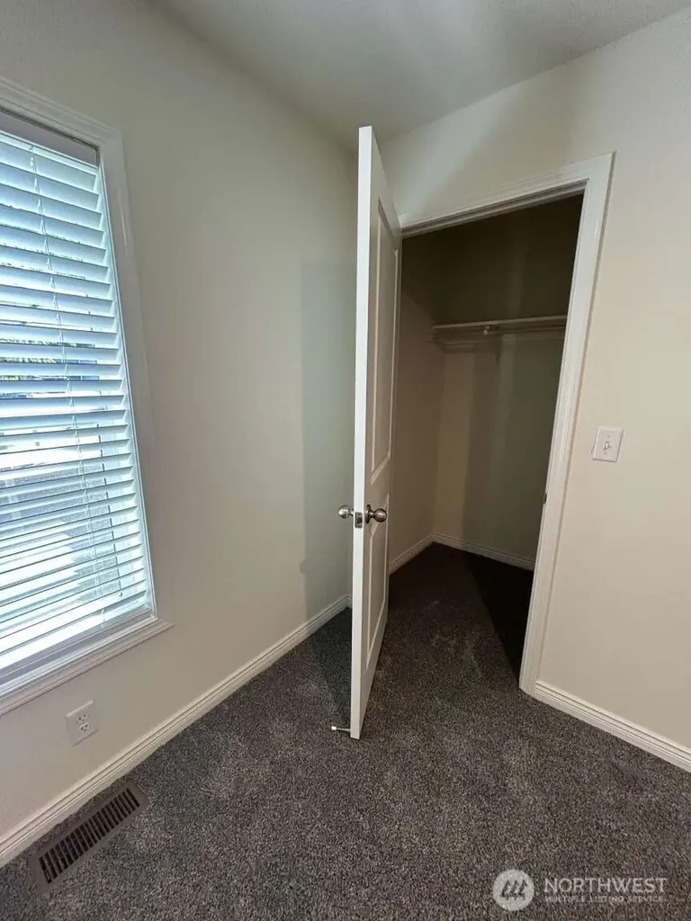 214 W Griffith Street Aberdeen WA 98520