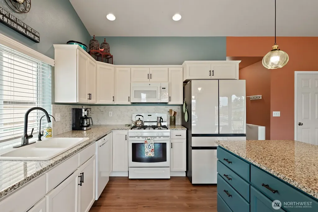 1929 Elhardt Street Camano Island WA 98282
