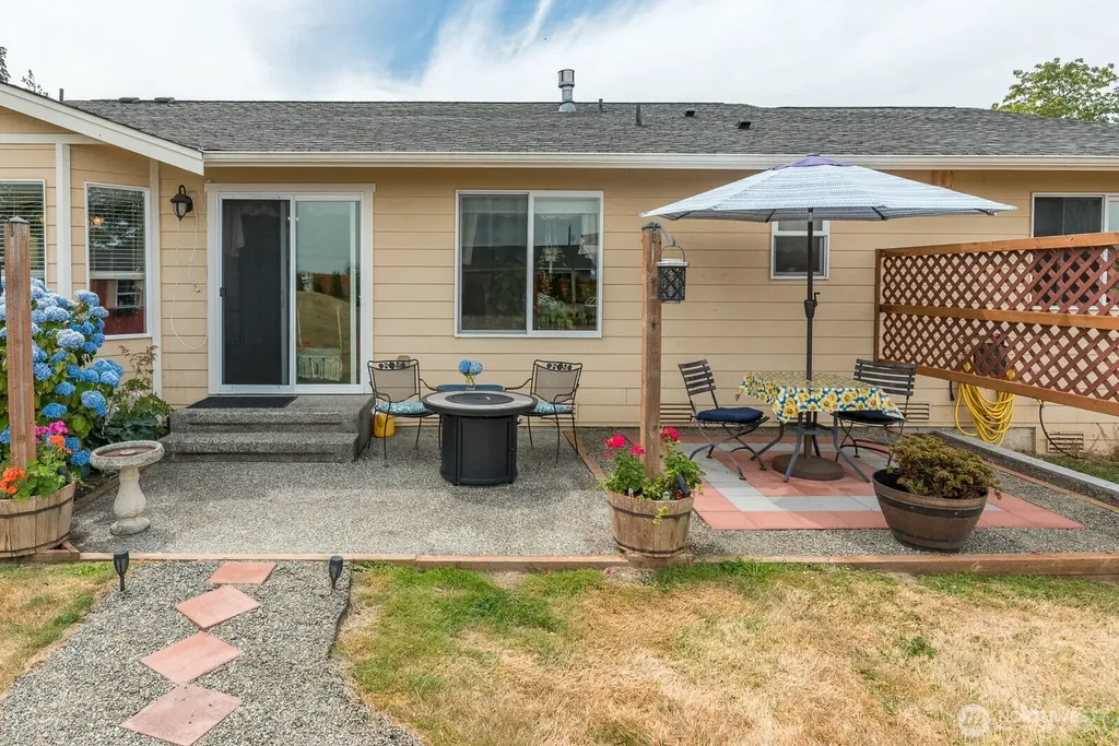 1929 Elhardt Street Camano Island WA 98282