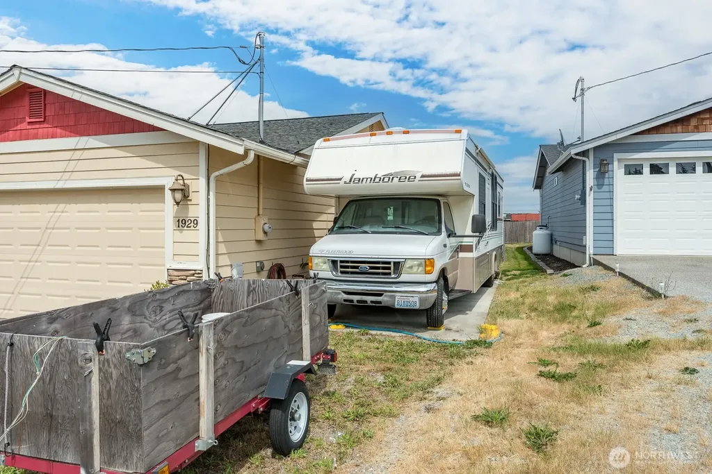 1929 Elhardt Street Camano Island WA 98282