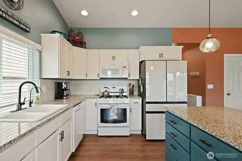 1929 Elhardt Street Camano Island WA 98282