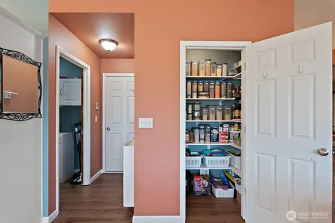 1929 Elhardt Street Camano Island WA 98282