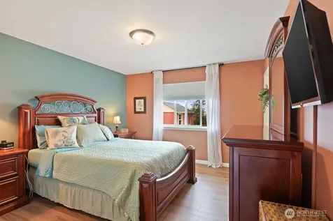 1929 Elhardt Street Camano Island WA 98282