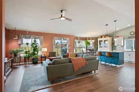 1929 Elhardt Street Camano Island WA 98282