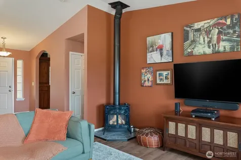 1929 Elhardt Street Camano Island WA 98282