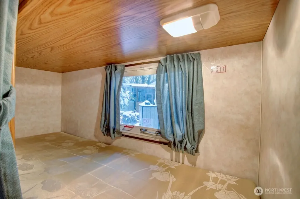 291 Schinn Canyon Circle Deming WA 98244