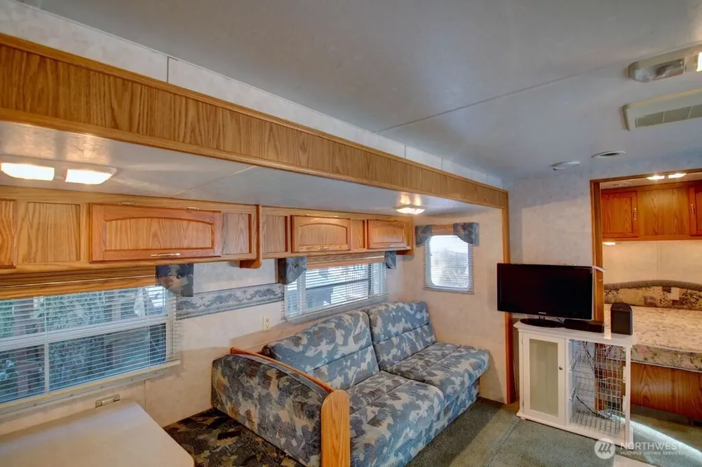 291 Schinn Canyon Circle Deming WA 98244