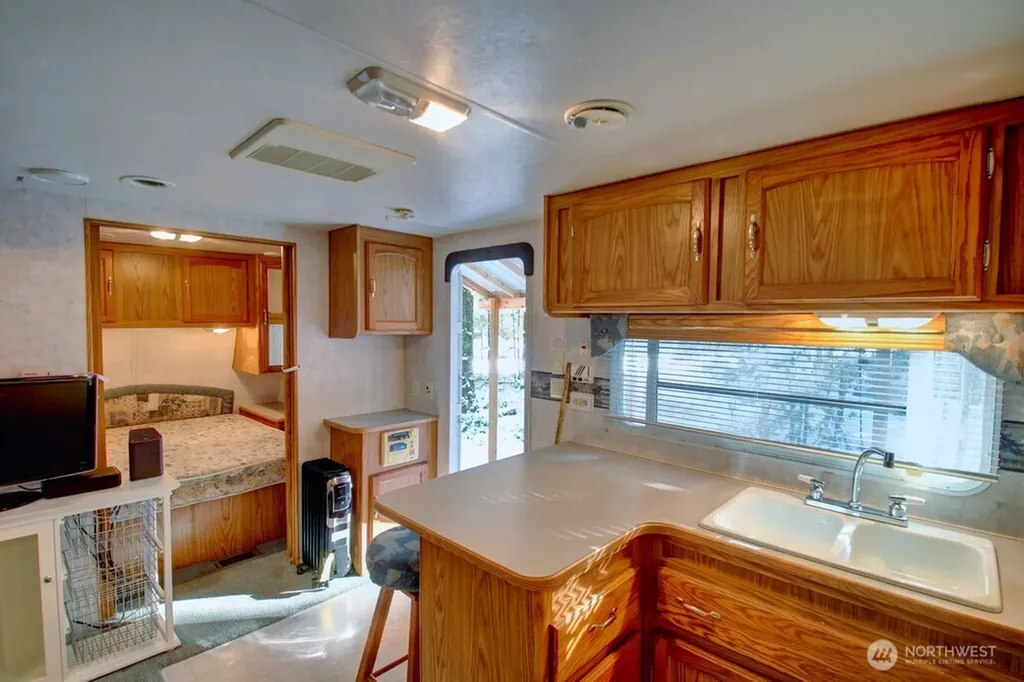 291 Schinn Canyon Circle Deming WA 98244