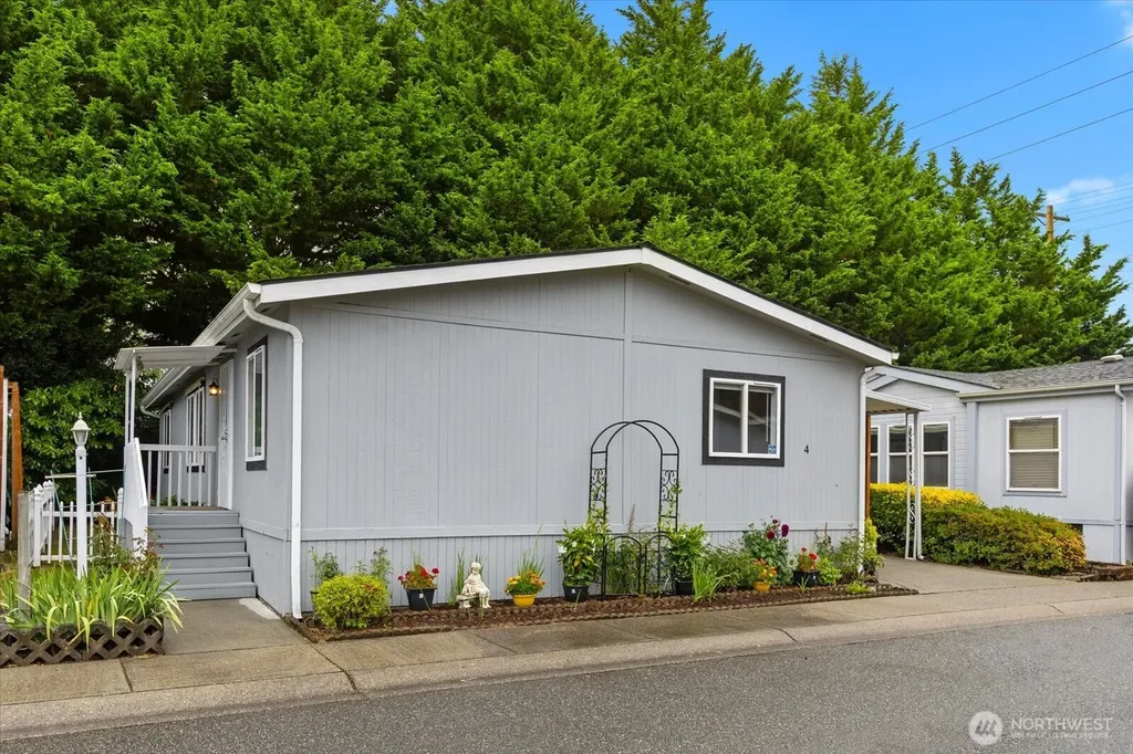 11100 4th Avenue W Everett WA 98204