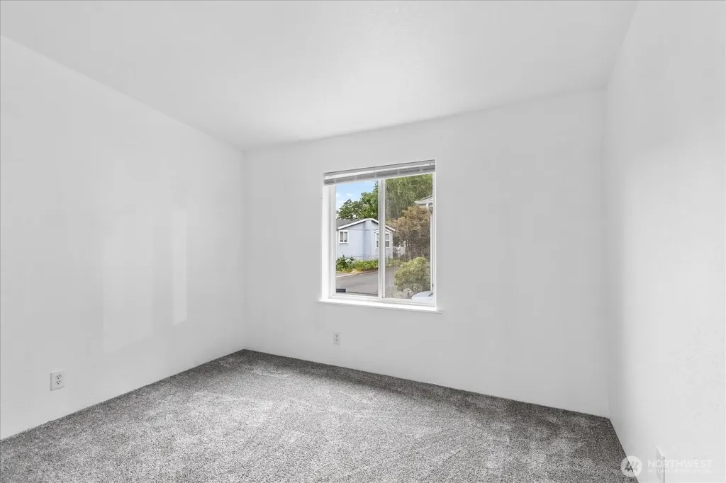 11100 4th Avenue W Everett WA 98204