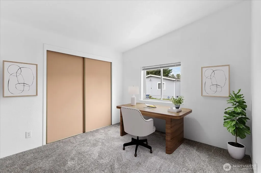 11100 4th Avenue W Everett WA 98204