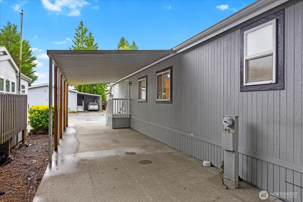 11100 4th Avenue W Everett WA 98204