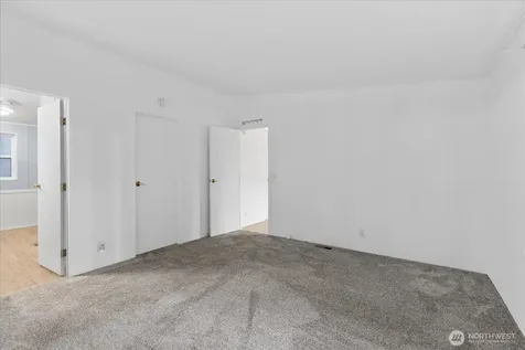 11100 4th Avenue W Everett WA 98204