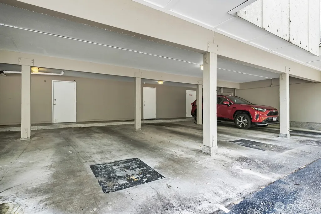 18524 52nd Avenue W Lynnwood WA 98037