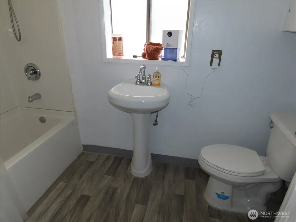1664 Schmid Road Grayland WA 98547