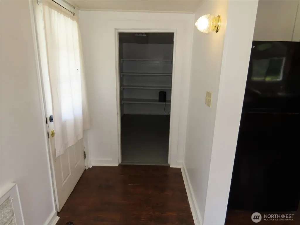 1664 Schmid Road Grayland WA 98547