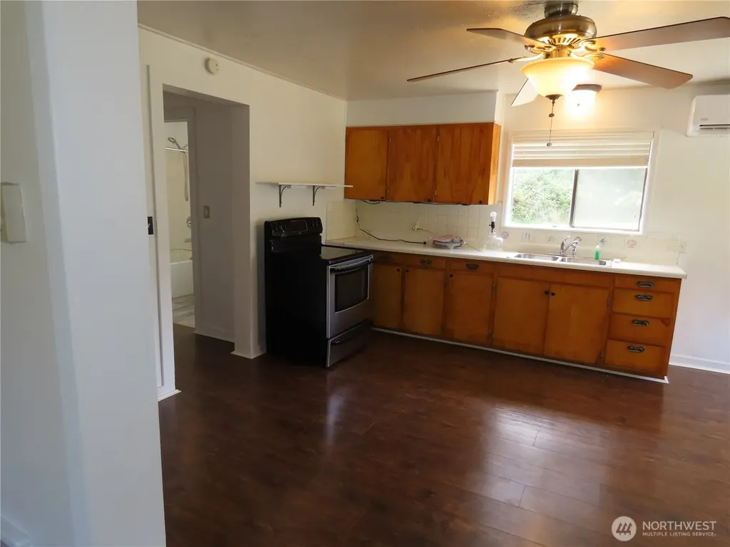 1664 Schmid Road Grayland WA 98547