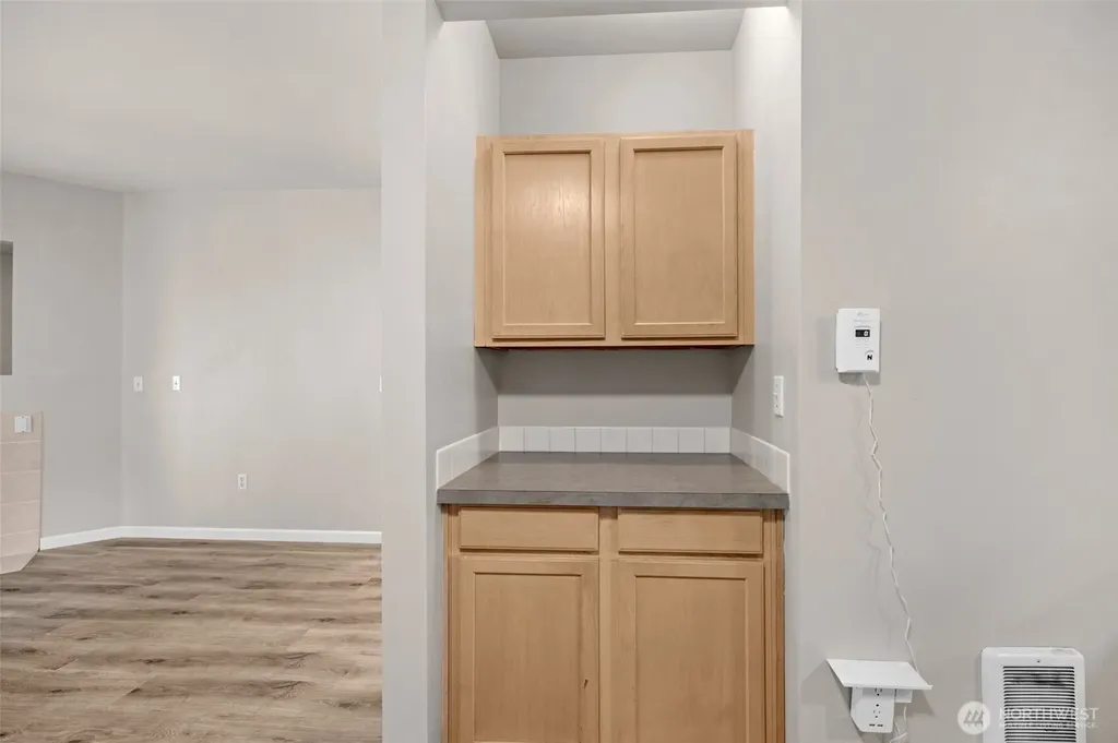 31900 104th Avenue SE Auburn WA 98092
