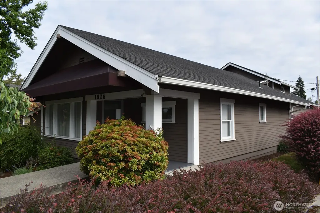 1806 4th Avenue E Olympia WA 98506