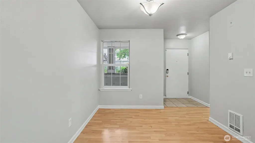 18505 SE Newport Way Issaquah WA 98027