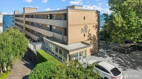 334 Lakeside Avenue S Seattle WA 98144