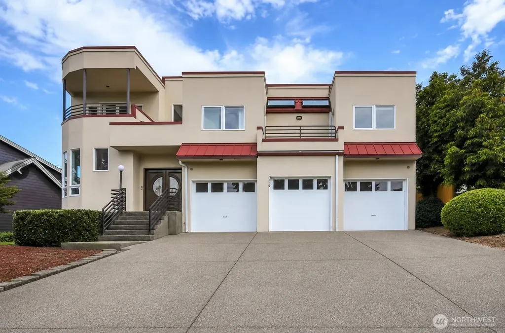 2216 70th Avenue SE Mercer Island WA 98040