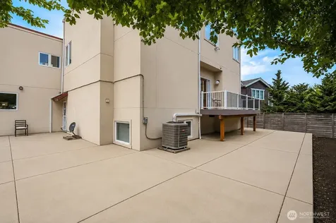 2216 70th Avenue SE Mercer Island WA 98040