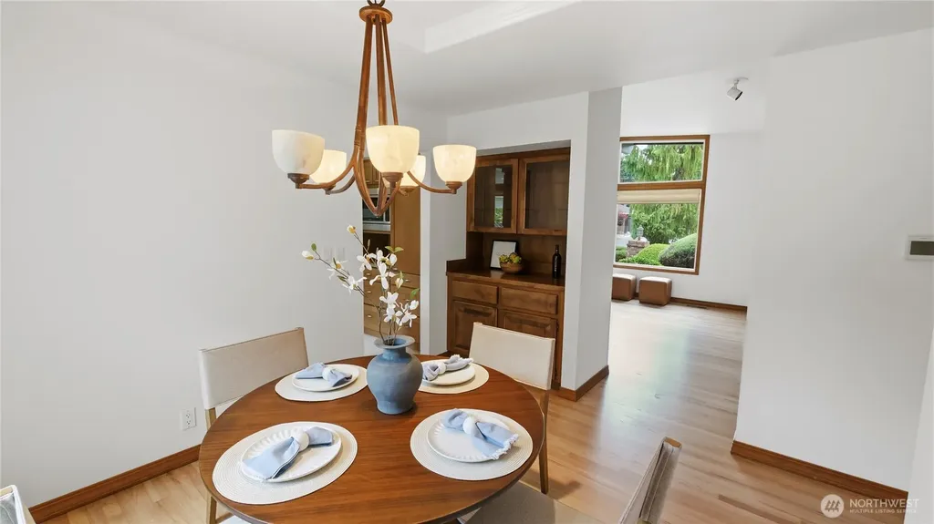 8520 Maple Lane Edmonds WA 98026
