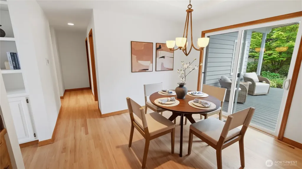8520 Maple Lane Edmonds WA 98026