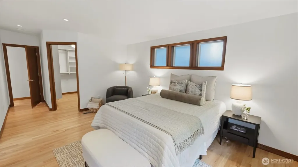 8520 Maple Lane Edmonds WA 98026