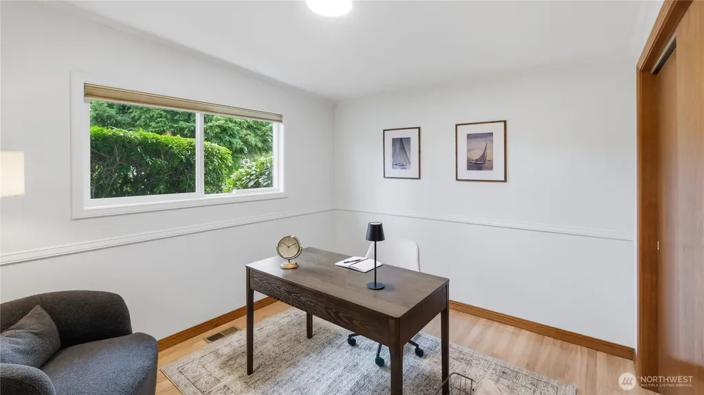 8520 Maple Lane Edmonds WA 98026