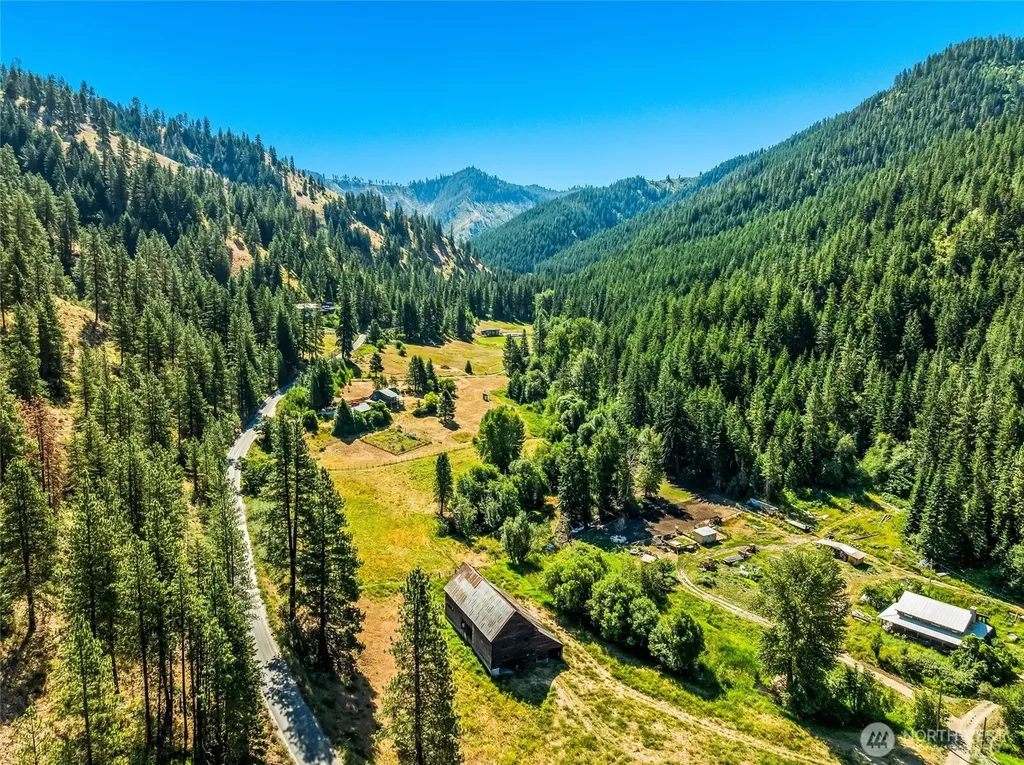 10495 Merry Canyon Road Leavenworth WA 98826