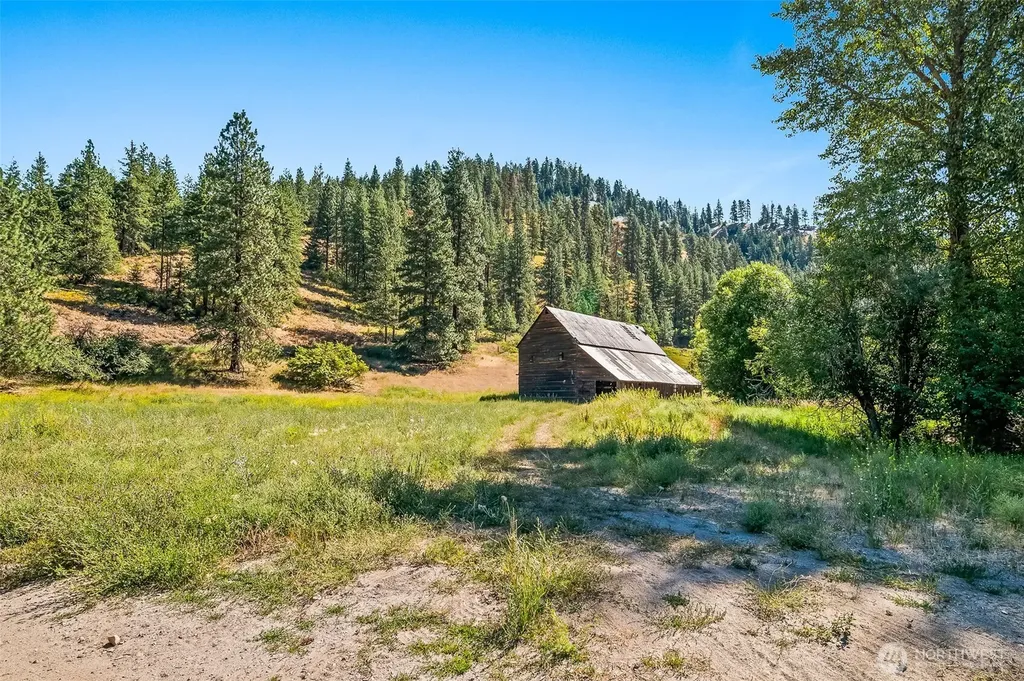 10495 Merry Canyon Road Leavenworth WA 98826