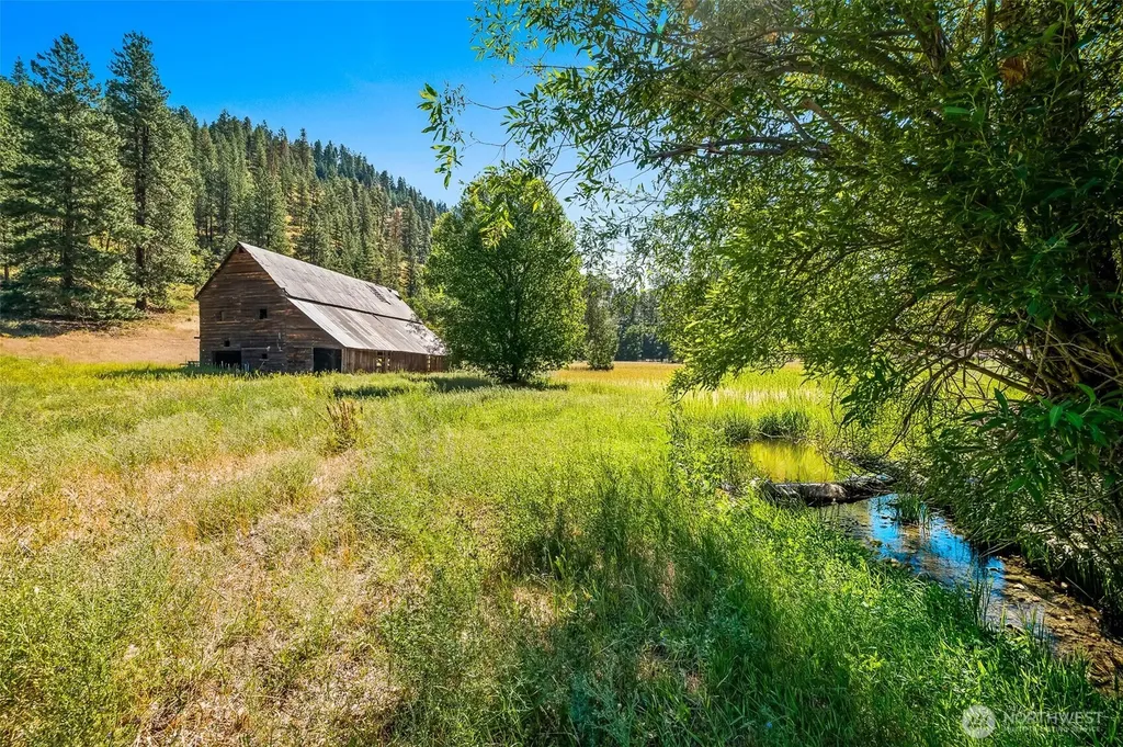 10495 Merry Canyon Road Leavenworth WA 98826