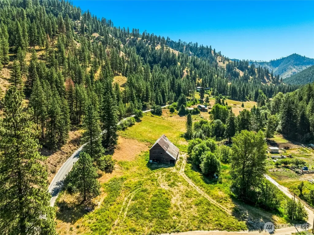 10495 Merry Canyon Road Leavenworth WA 98826