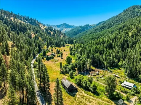 10495 Merry Canyon Road Leavenworth WA 98826