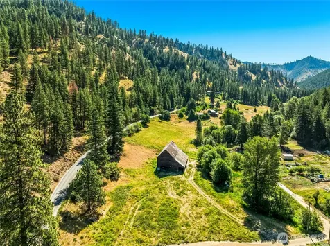 10495 Merry Canyon Road Leavenworth WA 98826