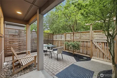 7411 4th Avenue NE Seattle WA 98115