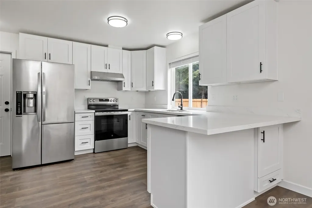 341 Elk Loop Carbonado WA 98323