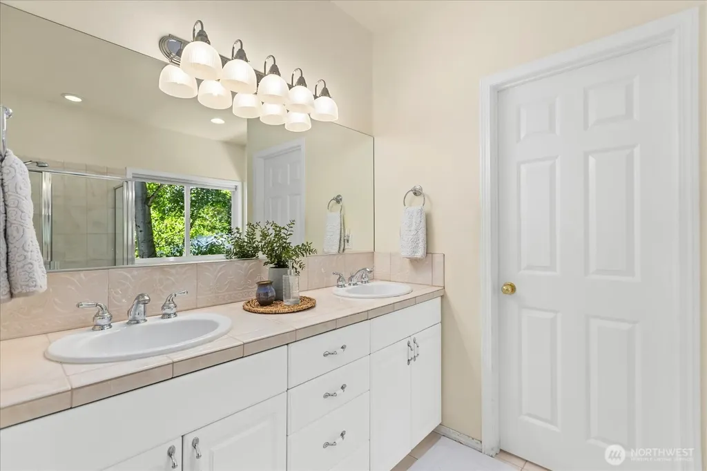 23915 NE 80th Street Redmond WA 98053