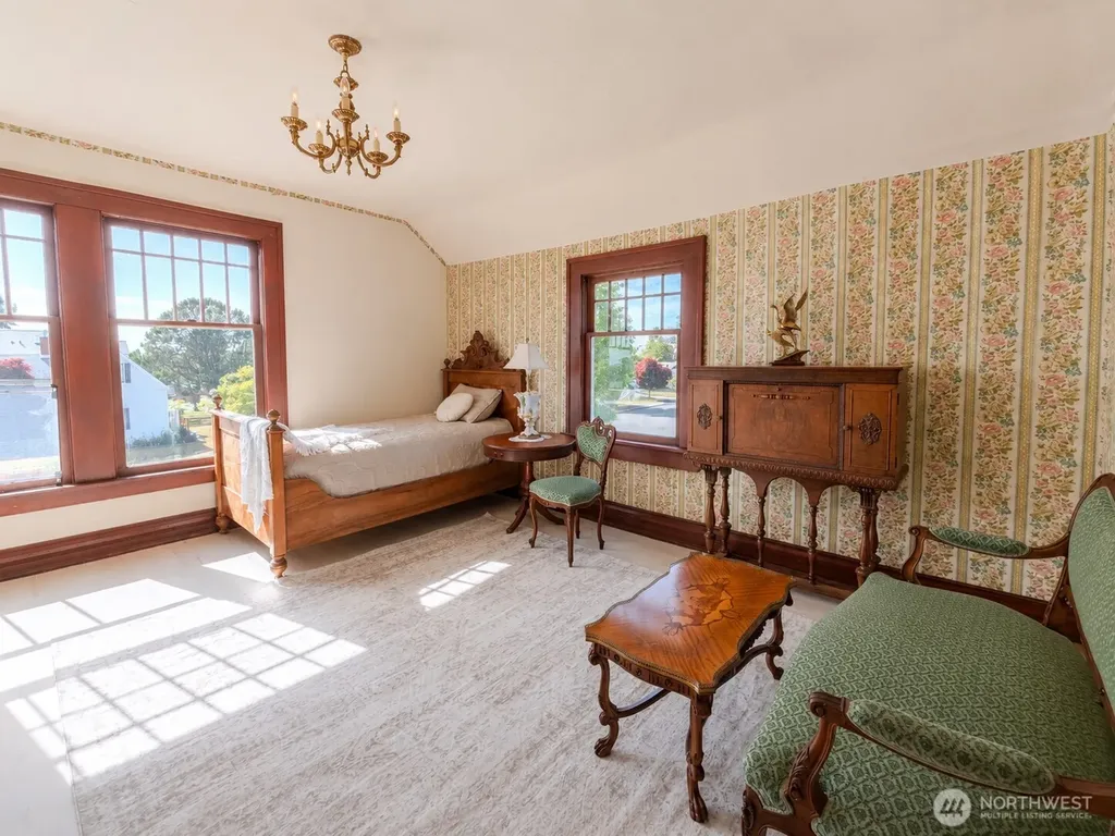 311 Cherry Street Blaine WA 98230