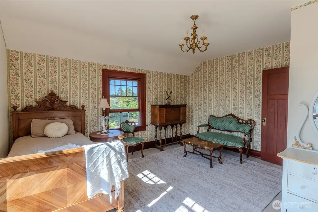 311 Cherry Street Blaine WA 98230