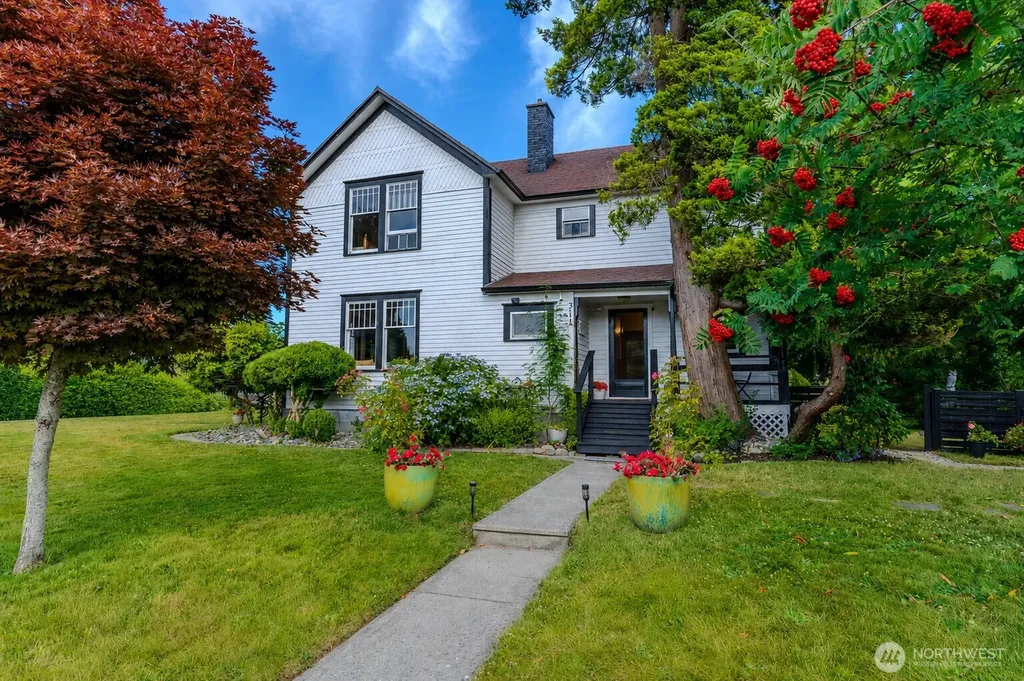 311 Cherry Street Blaine WA 98230