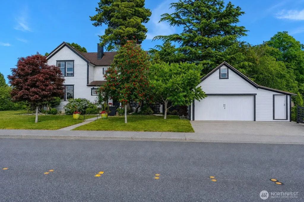 311 Cherry Street Blaine WA 98230