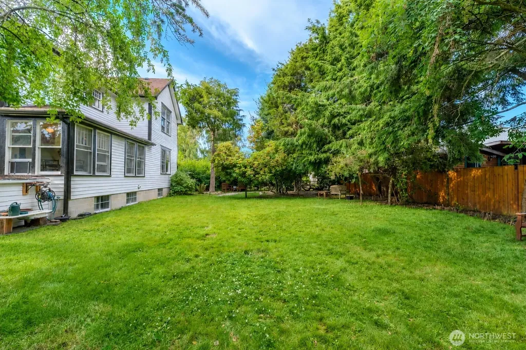 311 Cherry Street Blaine WA 98230