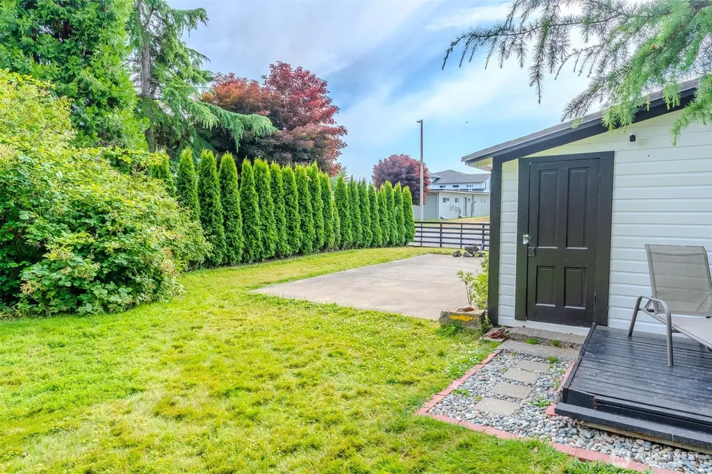 311 Cherry Street Blaine WA 98230