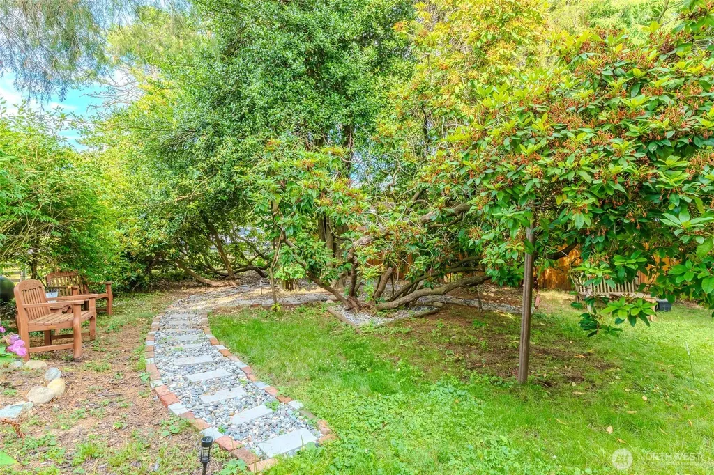 311 Cherry Street Blaine WA 98230