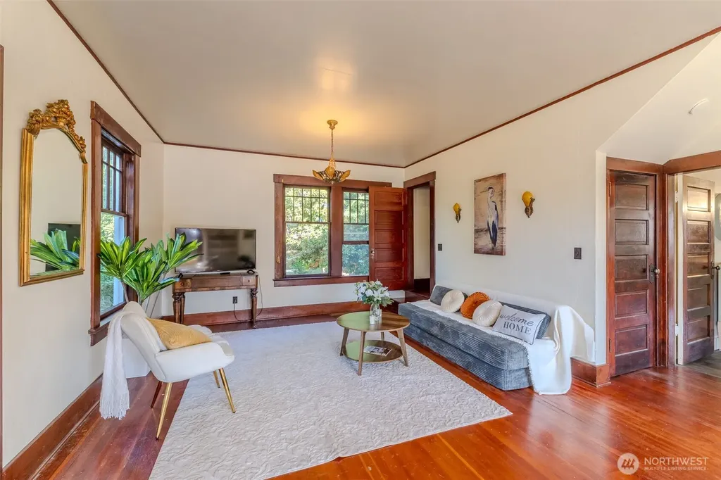 311 Cherry Street Blaine WA 98230